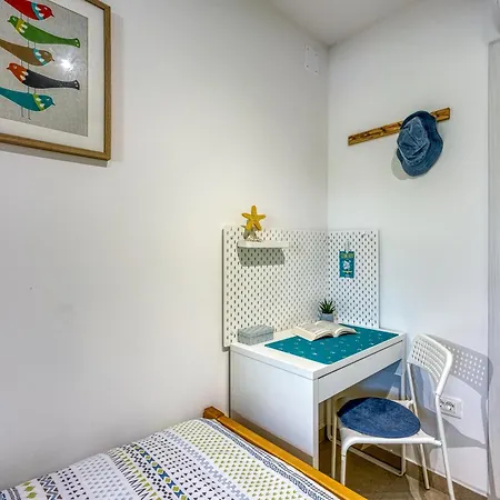 Apartment Lipa Korta - Family Apt, 15 Min Walk To Parentino & Pical Beaches Poreč