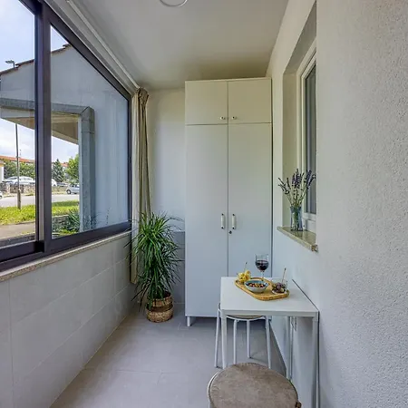 아파트 Lipa Korta - Family Apt, 15 Min Walk To Parentino & Pical Beaches *